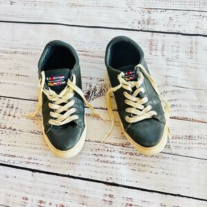 “Helly Hanson” leather sneakers - size 6.5